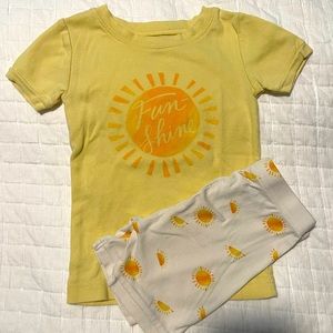 Old Navy Graphic Pajama Shorts Set